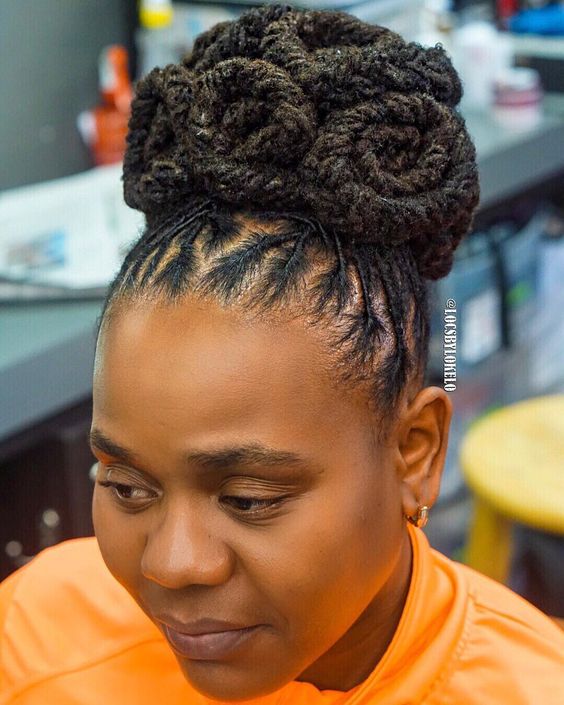 10 Latest Natural Dreadlock Styles For Ladies 2021 ...